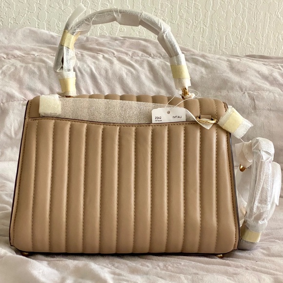 NEW Coach Tilly Top Handle With Linear Quilting Bag - Taupe - Picture 4 of 10